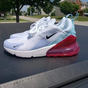 Nike Air 270